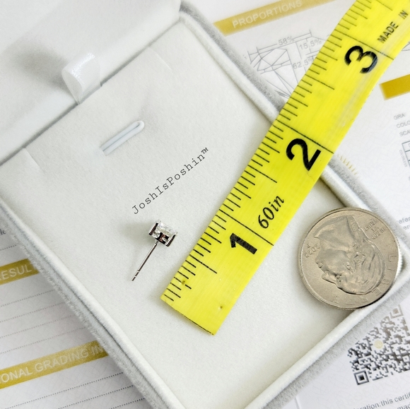 2CT. T.W. Moissanite round stud earrings in 925 sterling silver - Picture 16 of 17